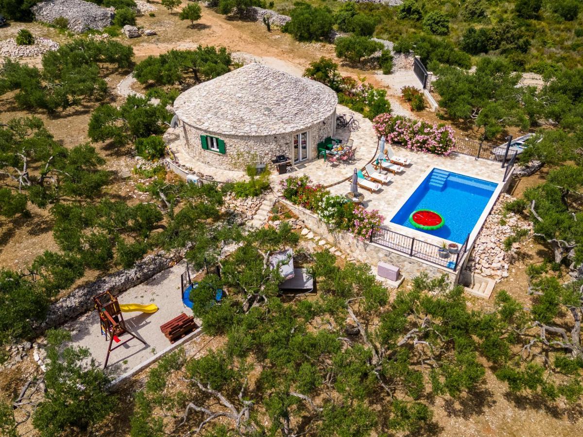 Island Getaway - Heritage House Mirce Extérieur photo