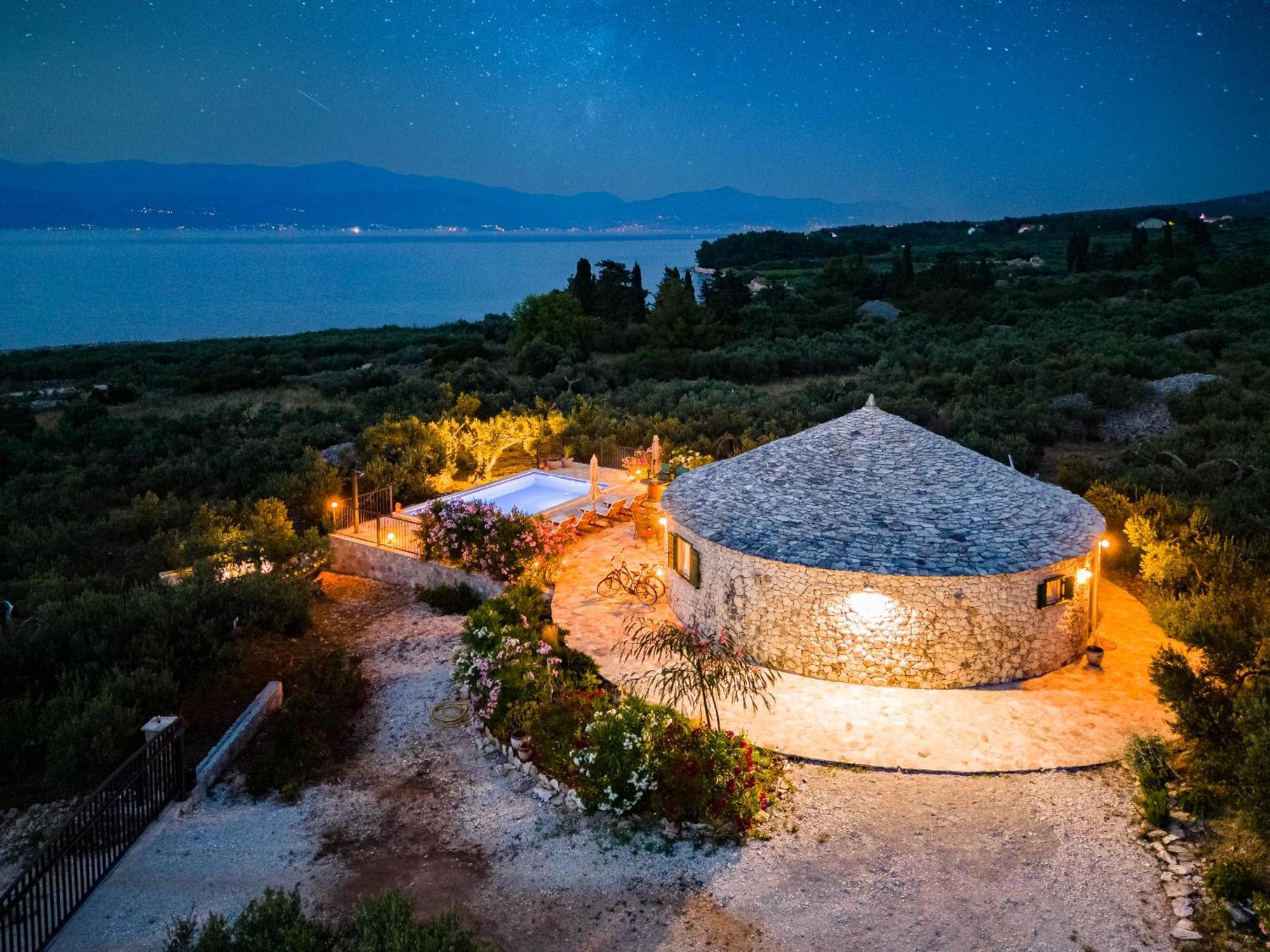 Island Getaway - Heritage House Mirce Extérieur photo