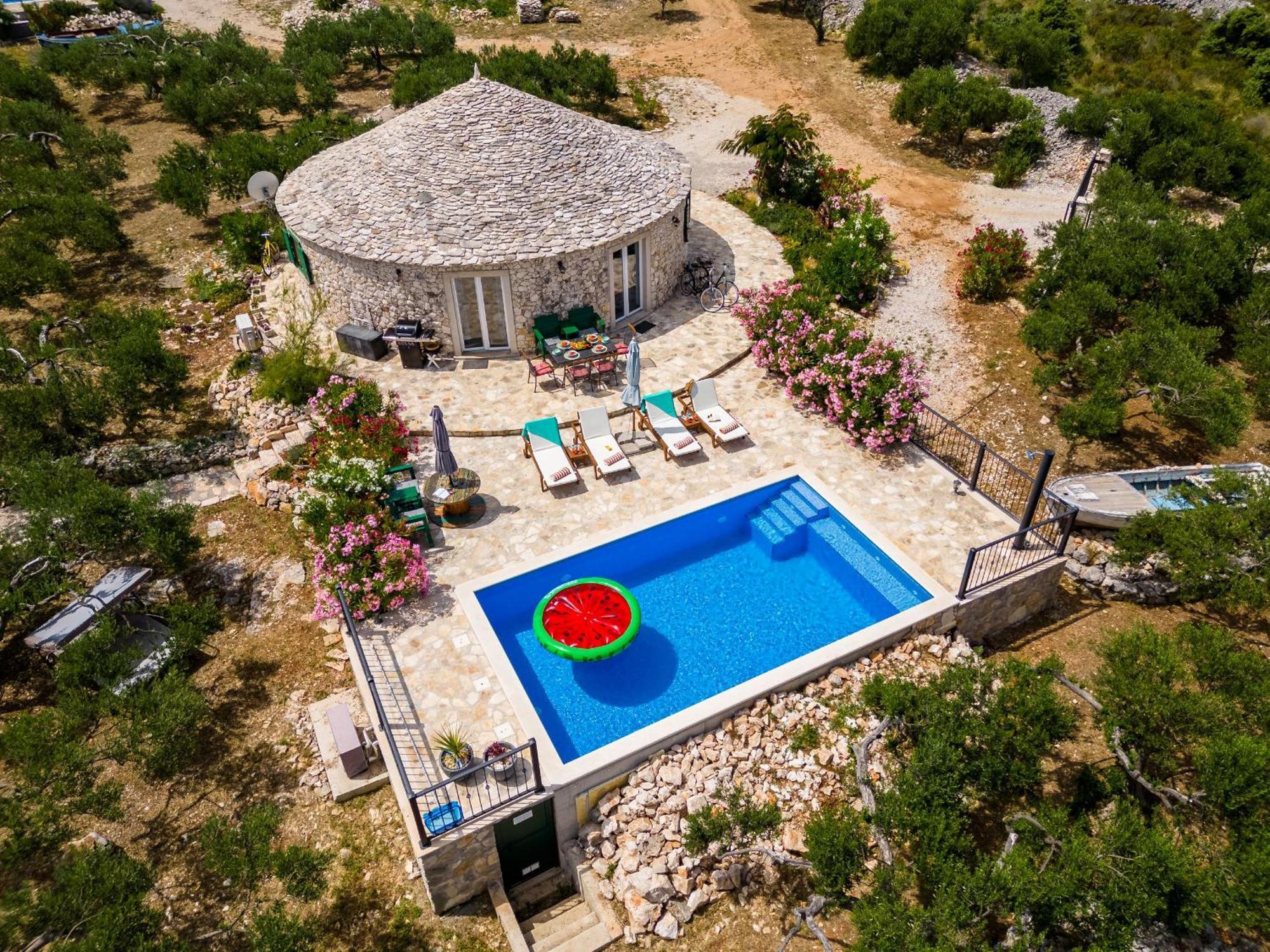 Island Getaway - Heritage House Mirce Extérieur photo